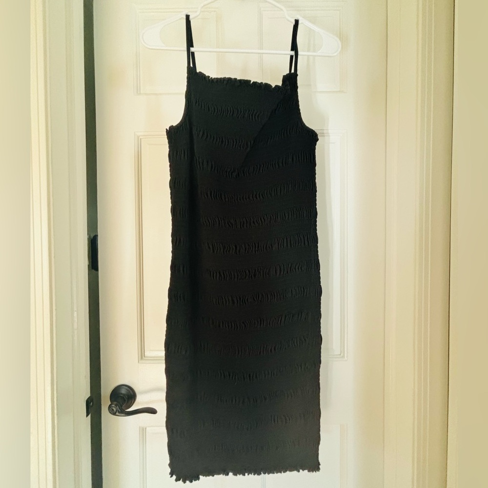 H&M Black Fitted Cocktail Dress